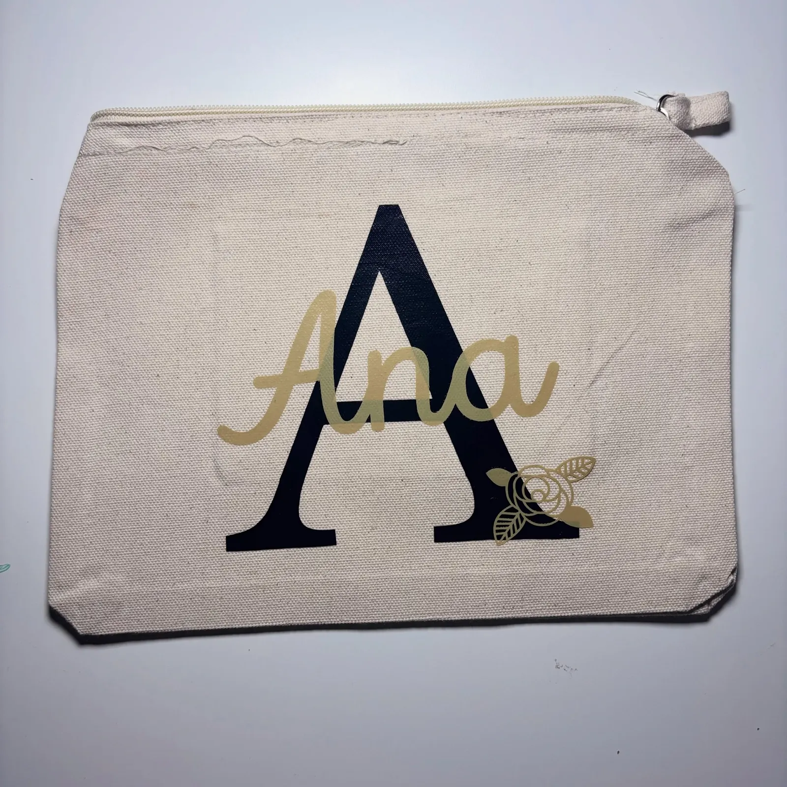Bolsa com monograma